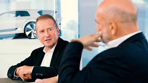 Bernd osterloh serves as member of the supervisory board, employee representative of the company. Osterloh Unterstutzt Diess Entspannung Im Vw Fuhrungsstreit Automobilwoche