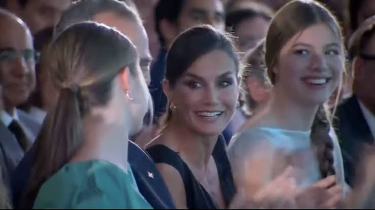 Captan el aviso de Letizia a Leonor para que no vuelva a cometer el mismo  error
