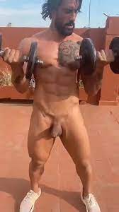 Muscle men workout naked - ThisVid.com