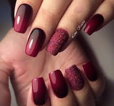 Beautiful Nail Trends For 2018 Red Nails Holiday Nail Art Christmas Nails Nails Nailart Nail Manicure Nail Designs Nail Art Ombre Burgundy Nails