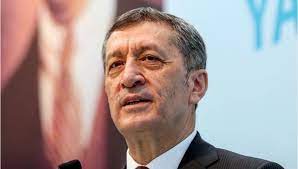 Sözcü gazetesi eğitim editörü sultan uçar, milli eğitim bakanı ziya selçuk'un istifa ettiğini ve bu istifanın da kabul edilerek, kesinleştiği bilgisini paylaştı. Milli Egitim Bakani Ziya Selcuk Istifa Mi Etti