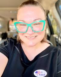 GoBassoon (@gobassoon) • Instagram photos and videos