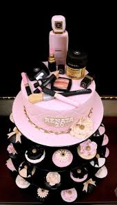 I had total free reign over the design of this one with the exception of strict instructions to make it. Chanel Makeup Cake Cakes And Sweets Cake Make Up Cake Chanel Cake