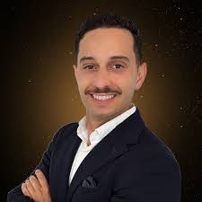 Bonnie Ritchie's Instagram, Twitter & Facebook