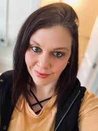 Patricia Boettcher's Instagram, Twitter & Facebook