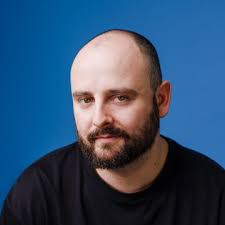 Trouvez un freelance Adobe Indesign disponible sur Malt