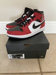 Jordan 1 Mid Chicago Size 9 New Free Ship Athletic Shoes Ebay Link In 2020 Jordan 1 Mid Jordans Jordan 1