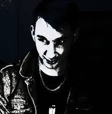 Isaac Vincent's Instagram, Twitter & Facebook