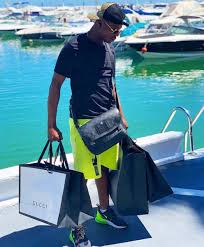 Dans cette vidéo, nous parlons comment incruster la vidéo fond vert dans film, série, jeu, autre.facilement!!essayez gratuitement filmora: Ninho Sdt Pa Twitter On M A Demande Si J Etais Un Homme De Marque J Leur Ai Repondu Que J Etais Marque Par La Vie