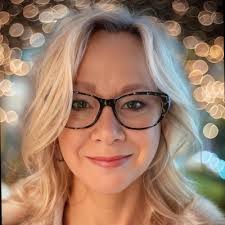 What an inspiring week surrounded by incredible women! I'm so grateful to  Amanda Farris and Sara Malo for building such a strong and supportive  LinkUnite community. It's been an honor to be