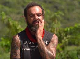 Survivor ile ilgili tüm video, fotoğraf survivor, dünya üzerinde birçok ülkede yapılan televizyon yarışmasıdır. Survivor H Ayto8ysia Toy Triantafylloy Dixase To Twitter