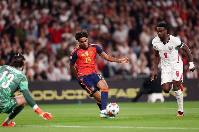 England lose thrilling game to Spain but has Tuchel found a more confident  approach? Did Yamal outshine Kane? - The Athletic