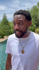 Erica Wayne's Instagram, Twitter & Facebook