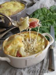 Gratin De Cotes De Blettes A Tomme De Savoie Et Saucisses De Montbeliard La Gourmandise Est Un Joli D En 2020 Recette Cotes De Blettes Blette Saucisse De Montbeliard