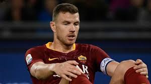 Whether it's the very latest transfer news from the stadio olimpico, quotes from a giallorossi press conference, match previews and reports, or news about roma's progress in serie. Edin Dzeko Zu Fenerbahce Berater Dementiert Verhandlungen Goal Com
