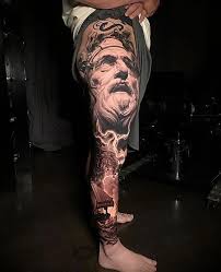 Fox and hound tattoo located at 2000 s, las vegas, fox and hound tattoo have an amazing team of tattoo artists with specialty in all types of tattooing. Las Vegas Tattoo Artist Daniel Rocha Owner Of Seven Tattoo Studio Vegas Tattoo Tattoo Shirts Las Vegas Tattoo Artists