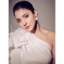 Bollywood actress के लिए इमेज नतीजे