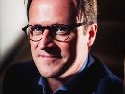 Filosoof Patrick Loobuyck: 'Ik beschouw mezelf nog altijd niet als  slachtoffer van kindermisbruik'