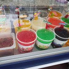 After a discussion describing a particular person or group of people, there will be a momentary fast cut to that person or a member of the group (who is currently uninvolved in the action. Ba Tea Bubble Tea Facebook