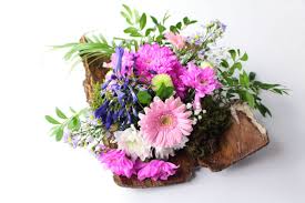 Composition florale mariage selon les différentes saisons. Composition Florale 3 Techniques Pour Faire Un Superbe Bouquet De Fleurs