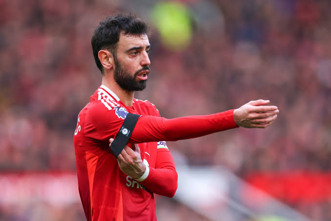 Bruno Fernandes may not be too happy after hearing Man Utd could now look  to sign £25m player