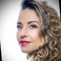 1700+ "Lara =)" profiles