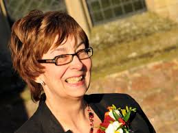 Isabelle Burke (@_IsabelleBurke)