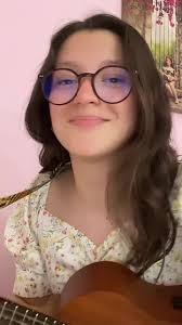 Andy Moon🌙 (@andrealunaag)