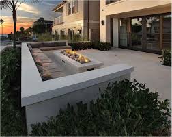 22 01 2020 80 Gema Tliche Hinterhof Feuerstelle Sitzecke Design Ideen Designideen Feuerstelle Gem In 2020 Fire Pit Seating Area Fire Pit Backyard Backyard Fire
