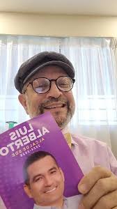 Escucha lo que dice René Jáquez, miembro del Comité Central del PLD: , "Los  problemas de Santo Domingo Este no se resuelven pintando pajaritos en el  aire, o con pose artística, se resuelven limpiando ...