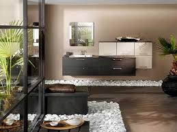 Parquet et meubles en bois exotique, teck, bambou, chêne, la salle de bain s'aménage sans compter en total look bois. 20 Salles De Bain Zen Qui Donnent Des Idees Deco Salle De Bain Zen Deco Salle De Bain Decoration Salle De Bain