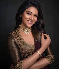 Recent tamil actress age list | top tamil heroine name and picture list. Best 40 Tamil Actress Name List With Photo 2021 Mrdustbin