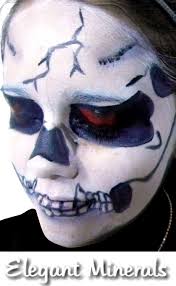 Black And White Face Paint Ideas Skeleton Skull Natural Face Paint Design Colors Black White Red Www Elegantminerals Com Face Painting Halloween Natural Face Paint Face Painting Designs