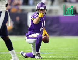 Adam thielen 's status for sunday's game against the carolina panthers remains up in the air. Adam Thielen An Nfl Leading Target Vacuum Amidst Vikings Struggles Fantasy Wr1 Roto Street Journal