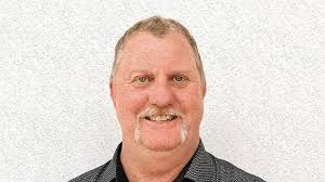 Executives of failed companies hard to track amid pressure