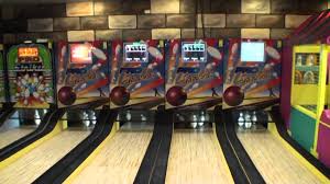 Crazy bowling is single lane arcade bowling machine designs for kids which delivers fast paced excitement of a real bowling alley. Pro Striker Bowling Arcade Bowling Alley Machine Bmigaming Com Youtube