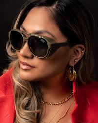 One of my favorite shoots with the beautiful @marissa.roche  #productphotography #productshoot #photographer #fashion  #fashionphotography #fashionstyle #fashionphotographer #photoshoot  #photographylovers #photooftheday #photogram