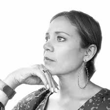 Amanda Sarchet (@SimplySarchet)