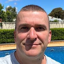 Alex Mackowiak's Instagram, Twitter & Facebook