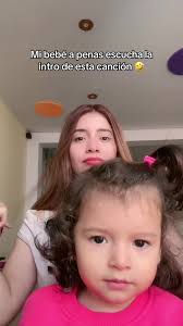 Mi hija a penas escucha mi vecina 🤣 #mamajoven