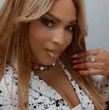 When Erica warns DC about what she overheard Sarah telling her mom!