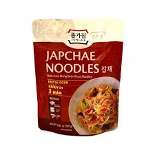 Add the noodles and stir to help submerge them. Jongga Japchae Noodle Kit 109g Nanuko De Asia Onlineshop