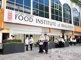 Sesungguhnya aku memang tak faham dengan kualiti universiti dan kolej swasta yang timbul mcm cendawan sekarang. 10 Institusi Pengajian Ini Tawarkan Program Kulinari Yang Mana Menarik Minat