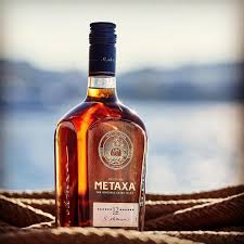 Explorez La Grece Avec Metaxa 12 Stars A Decouvrir Dans Quelques Jours Sur Poupadou Com Metaxa Wine Bottle Whiskey Bottle Macallan Whiskey Bottle