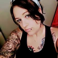 Happy birthday to my beautiful daughter 💗 38 never looked so good. Love  always, momma.