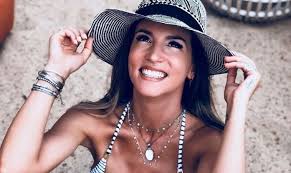 Βρες εκατομμύρια προϊόντα, ανακάλυψε χιλιάδες προσφορές & διάβασε απόψεις χρηστών. H A8hna Oikonomakoy Ebapse Ta Mallia Ths Deite Th Nea Apoxrwsh Poy Epele3e Fay S Book