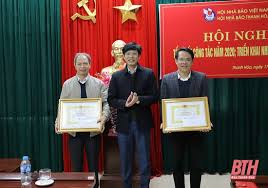 Sau thành công từ mô hình nhà văn hóa khu dân cư kiểu mẫu đầu tiên tại thôn bích du, xã thái thượng, nhiều địa phương khác trong huyện thái thụy cũng tích cực đầu tư xây dựng thiết chế văn. Xay Dá»±ng Há»™i Nha Bao Thanh Hoa Ngay Cang Vá»¯ng Máº¡nh Thá»±c Sá»± La Mai Nha