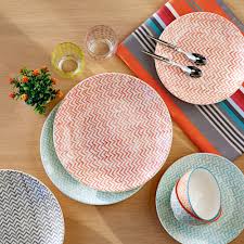 Pour une décoration de table réussie, retrouvez notre vaisselle et décoration pour la table. Vaisselle De Table En Terre Cuite Esprit Boheme Ikat Promos Du Moment Promos Alinea Fr Decoration Interieur Alinea Mesa Posta Mesa Loucos