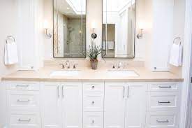 Find the perfect bathroom vanity stock photos and editorial news pictures from getty images. Custom Bathroom Vanities Coastal Beach Design White Cream Handcrafted Vanity Klassisch Modern Badezimmer Orange County Von Cc Furniture Cabinetry Houzz