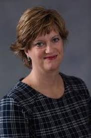 Beth Hodges's Instagram, Twitter & Facebook